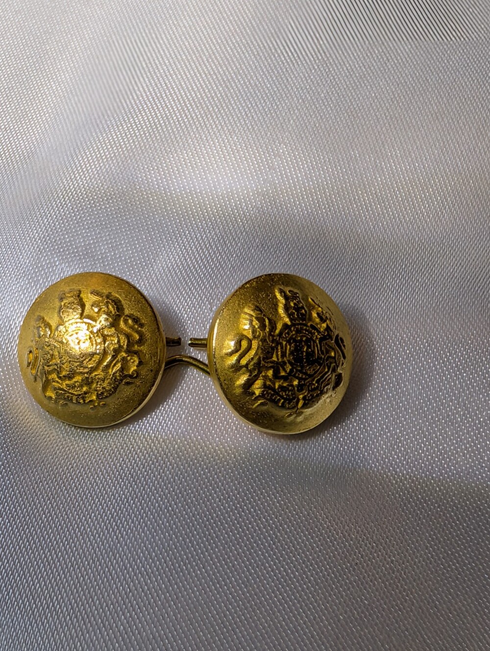 Vintage British Royal Coat of Arms Gold Tone Uniform Button Cufflinks